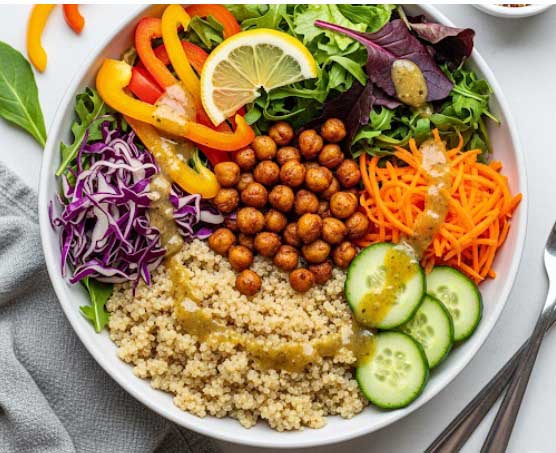 salade-facon-bowl-quinoa-pois-chiches-legumes